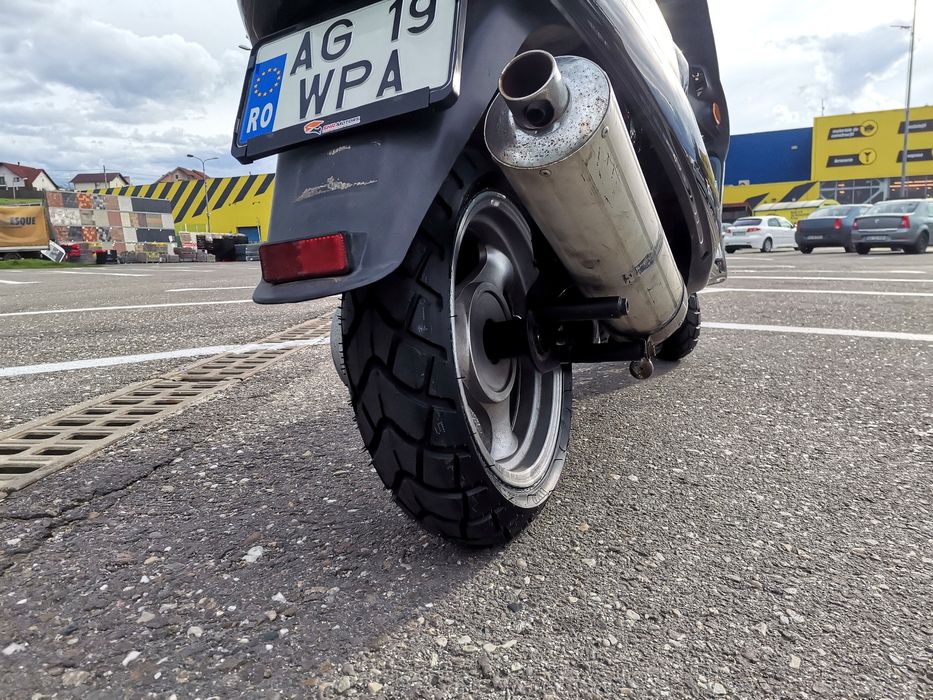 Scuter 150cc in stare foarte buna, toate actele+fiscal 1050 euro