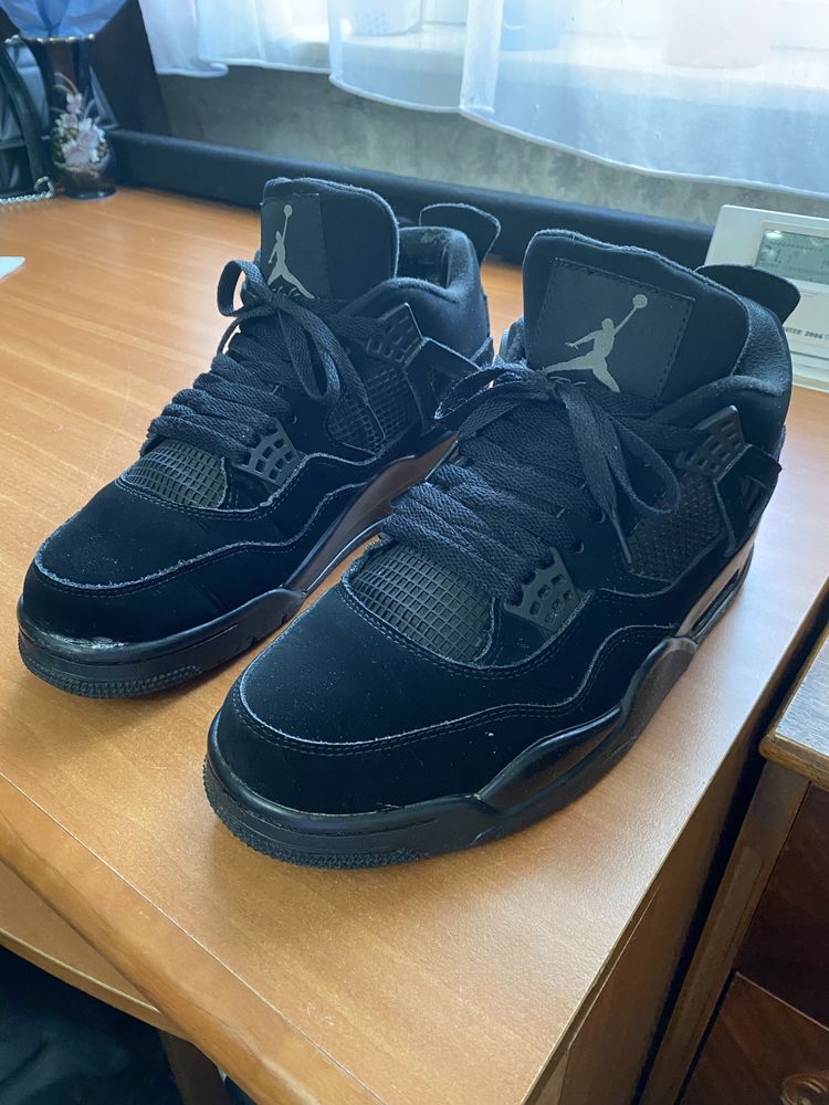 Jordan retro 4 Black Cat