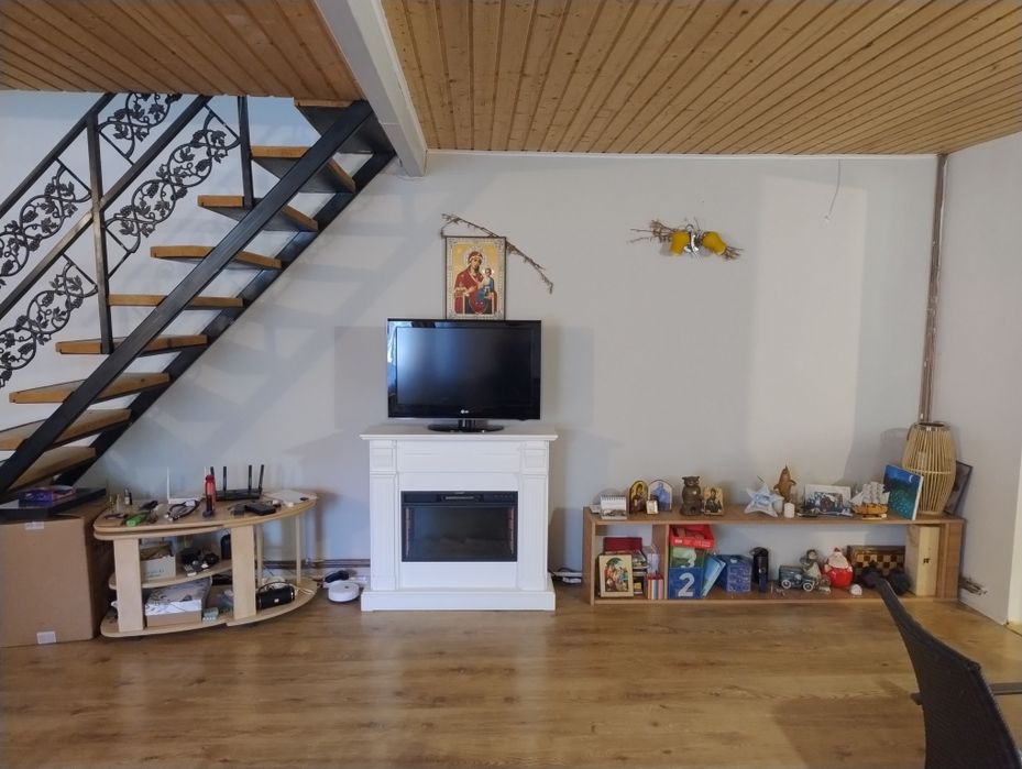 Casa P+M Lupsanu 5km A2 iesirea Lehliu Gara teren 820 mp