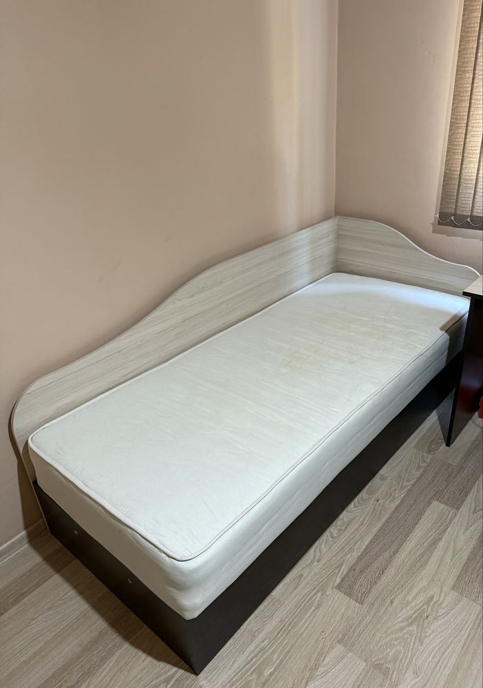 2 еденични ъглови легла