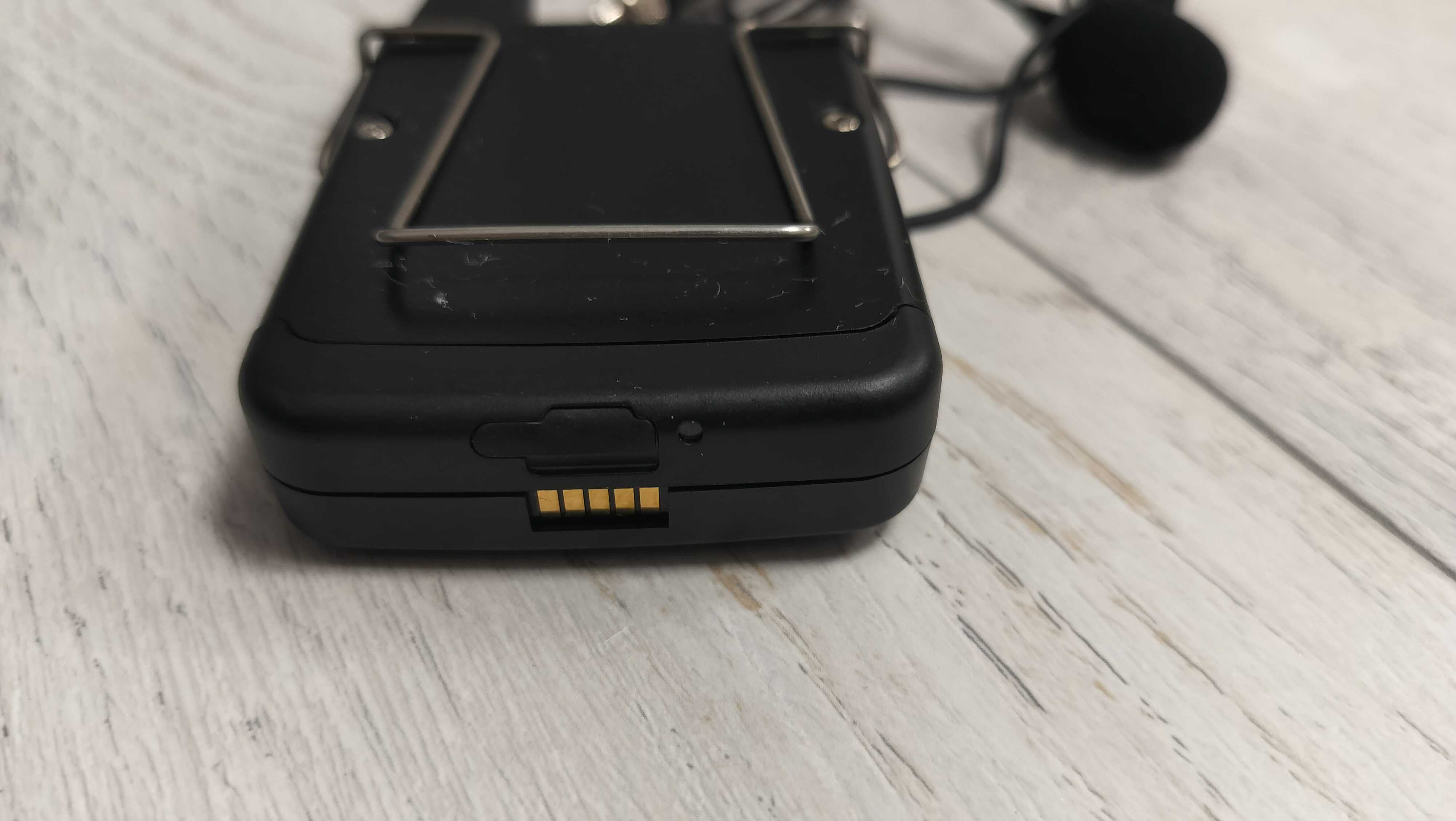 Transmitator bodypack Sennheiser SK AVX Version - 3 cu lavaliera