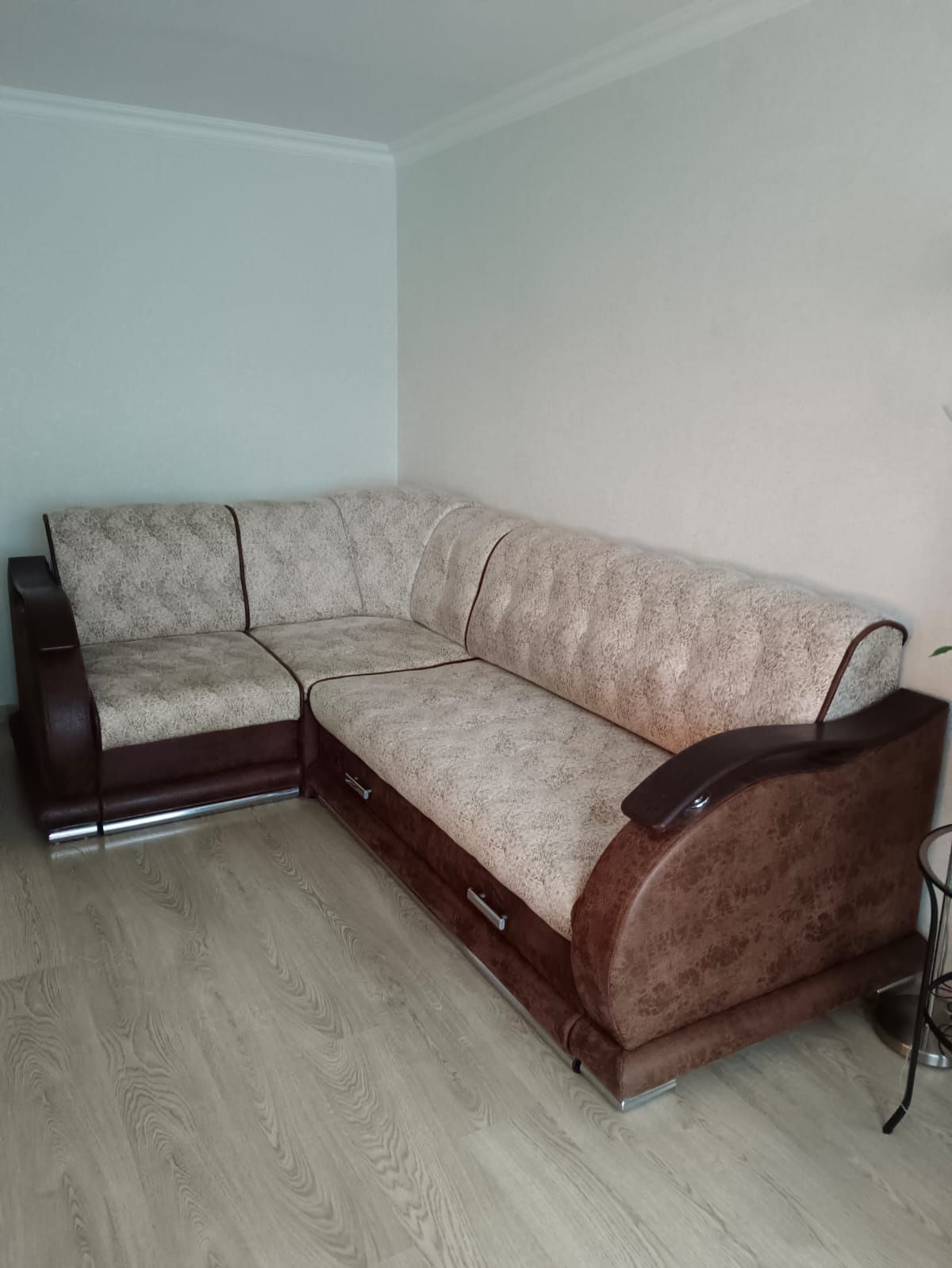 Продаётся диван и кресло