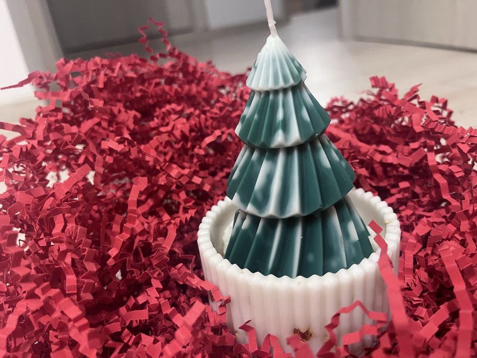 Bradut nins lumanare parfumata