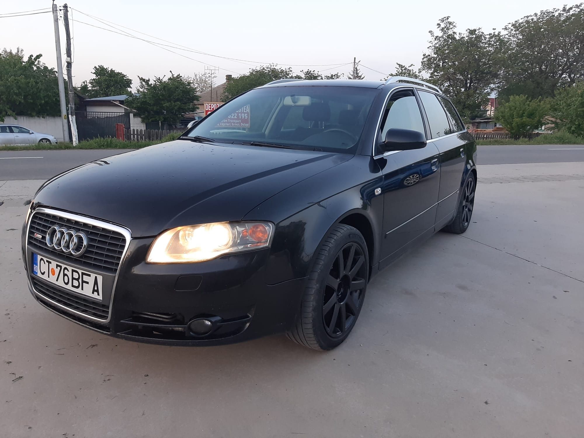 Variante Vând Audi a4 b7 2.0 140 cp automata