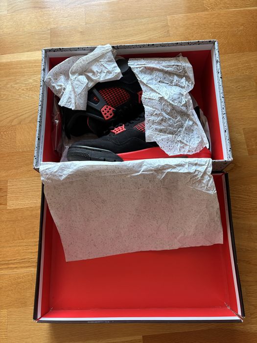 Original Nike  Air Jordan 4 Red Thunder 41