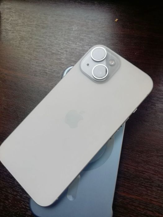 Iphone 15 в идеальном состоянии