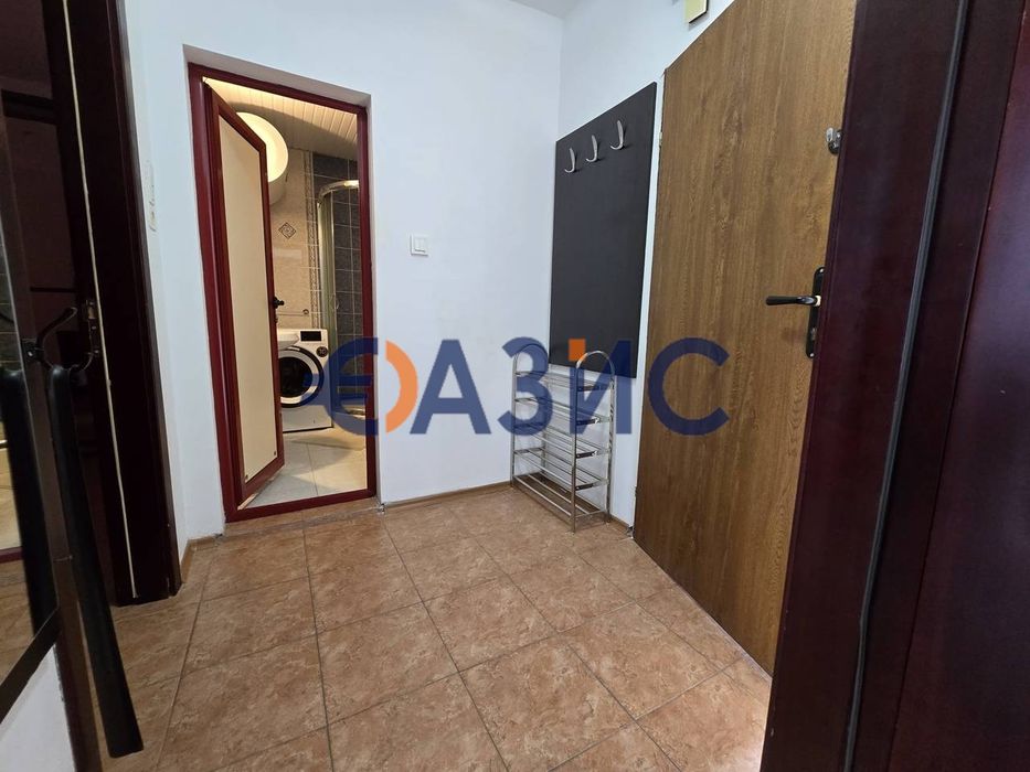 Продава се Двустаен апартамент в к.к. Слънчев бряг - 71 кв.м за 571 €/кв.м - Снимка #8