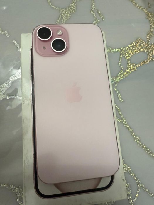 Iphone 15, 128гб, емкость 100%