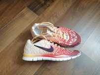 Adidasi nike dama