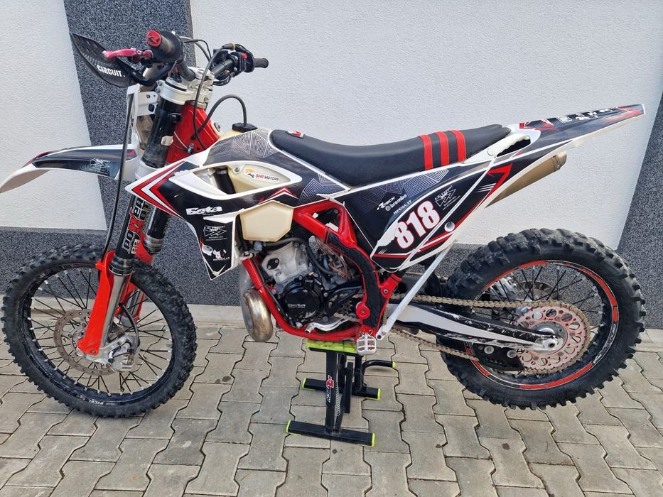 Vând beta rr 200