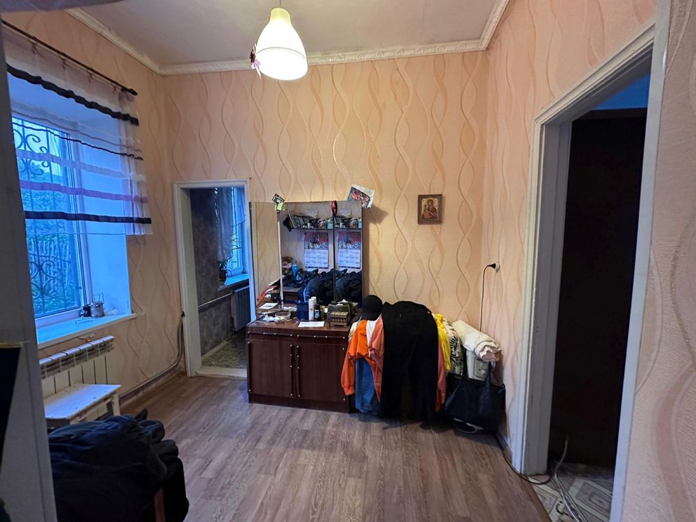 Продается дом на 4 районе