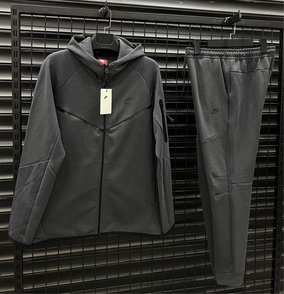 Nike Tech Fleece 2025 V season/Найк Тек Флийз 2025