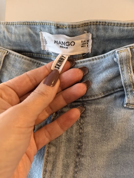 Blugi skinny Mango, cu model pe picior, măsura 38