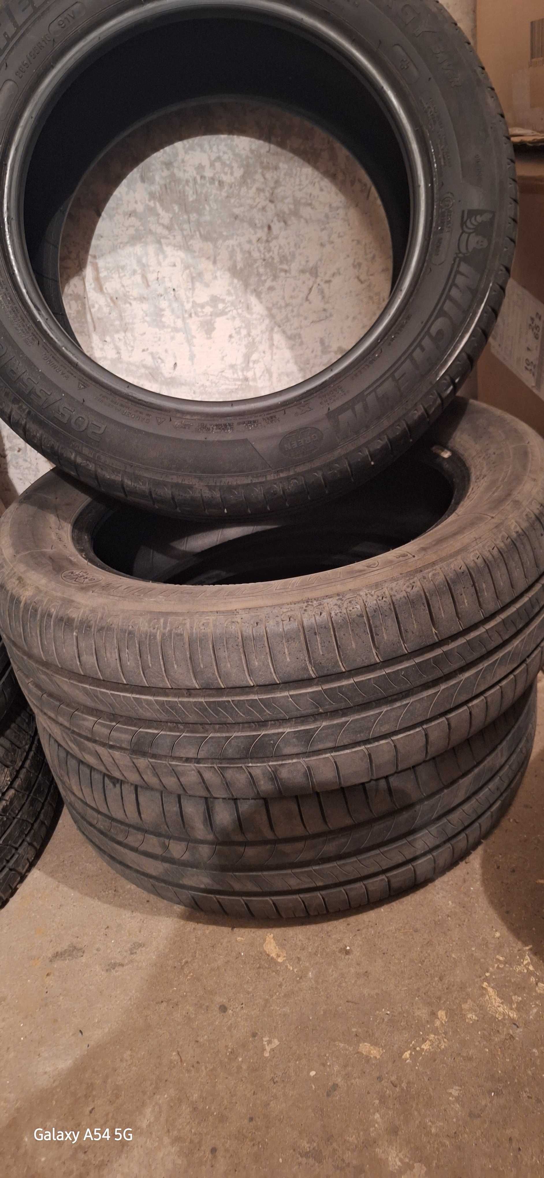 Гуми Michelin: 195/60/15 и 205/55/16