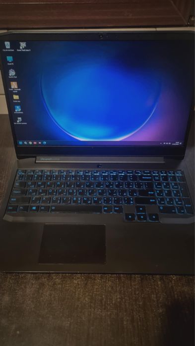 Laptop Gaming Lenovo