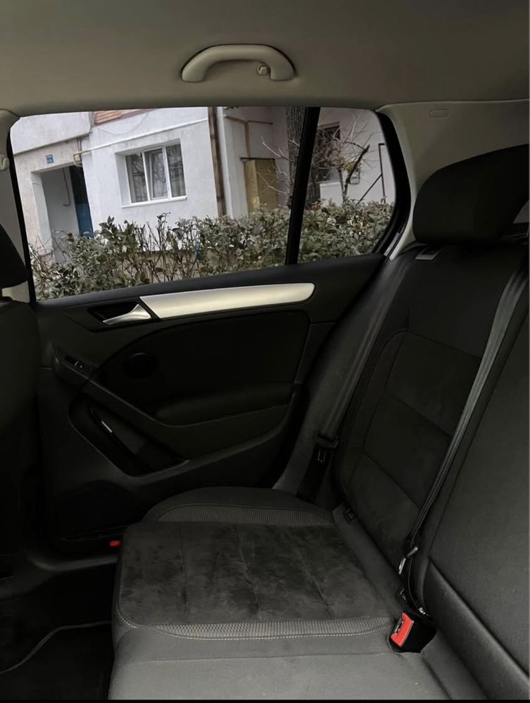 Volkswagen Golf 6   1.6TDI