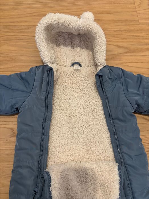 Costum tip salopeta bebelusi H&M marime 68