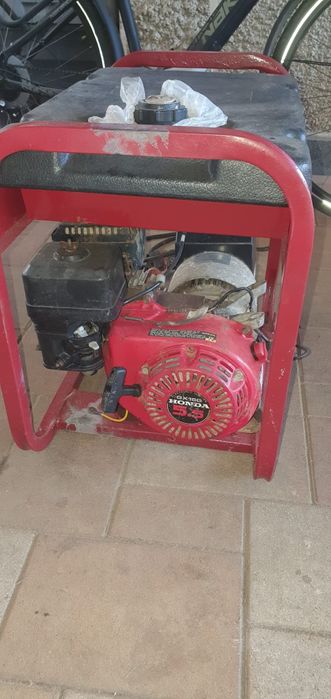 Generator curent Honda