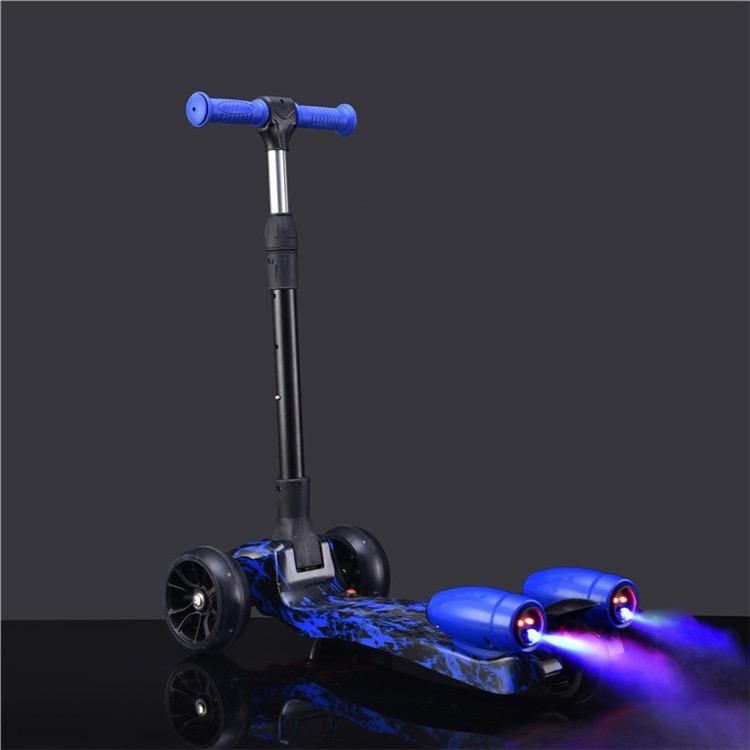 Trotineta Scooter Rocket Super Speed cu sunete lumini si aburi