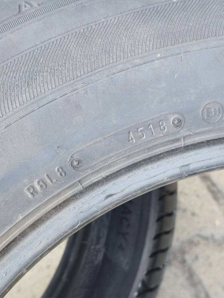 235 65 17  Falken
