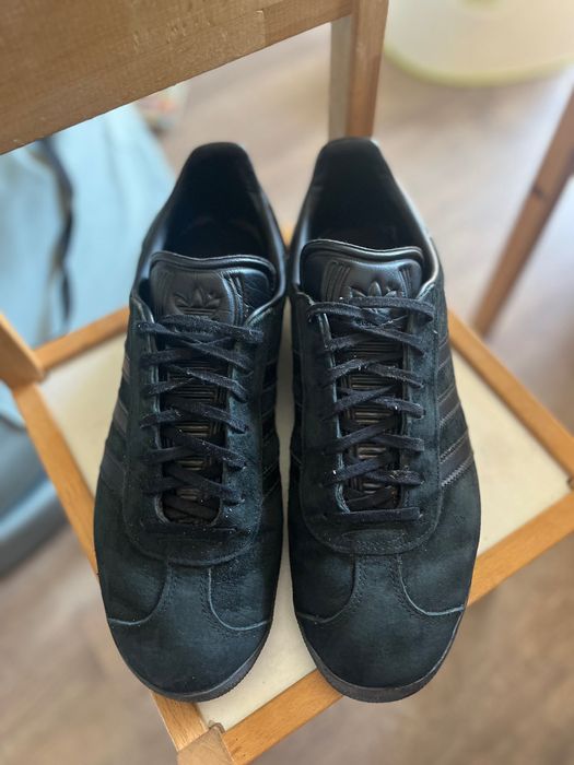 Adidas Gazelle triple black 44 2/3 мъжки