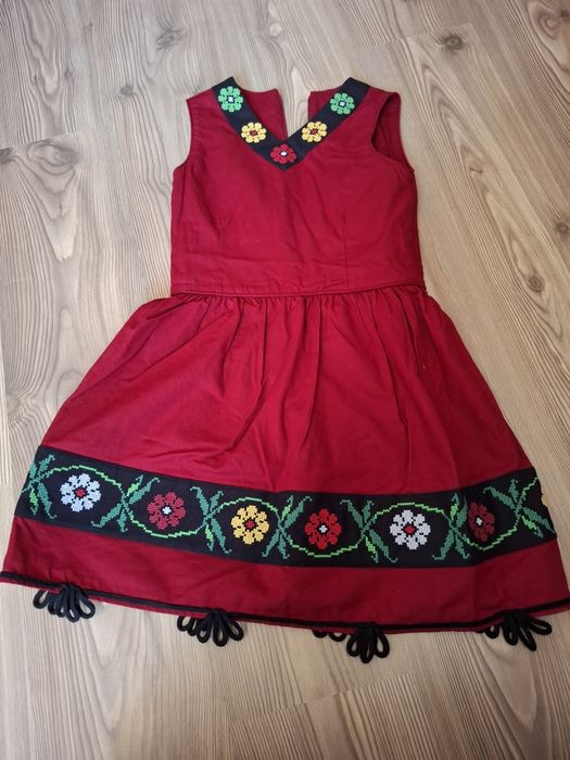 Детска носия за момиче