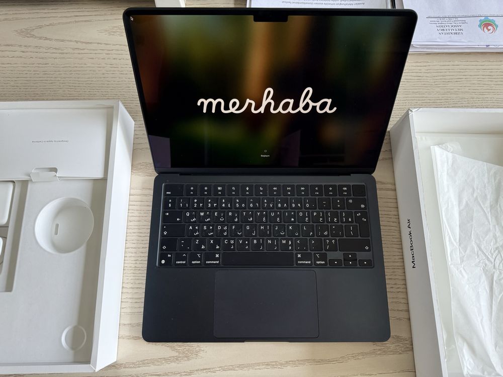 Macbook air 13 midnight
