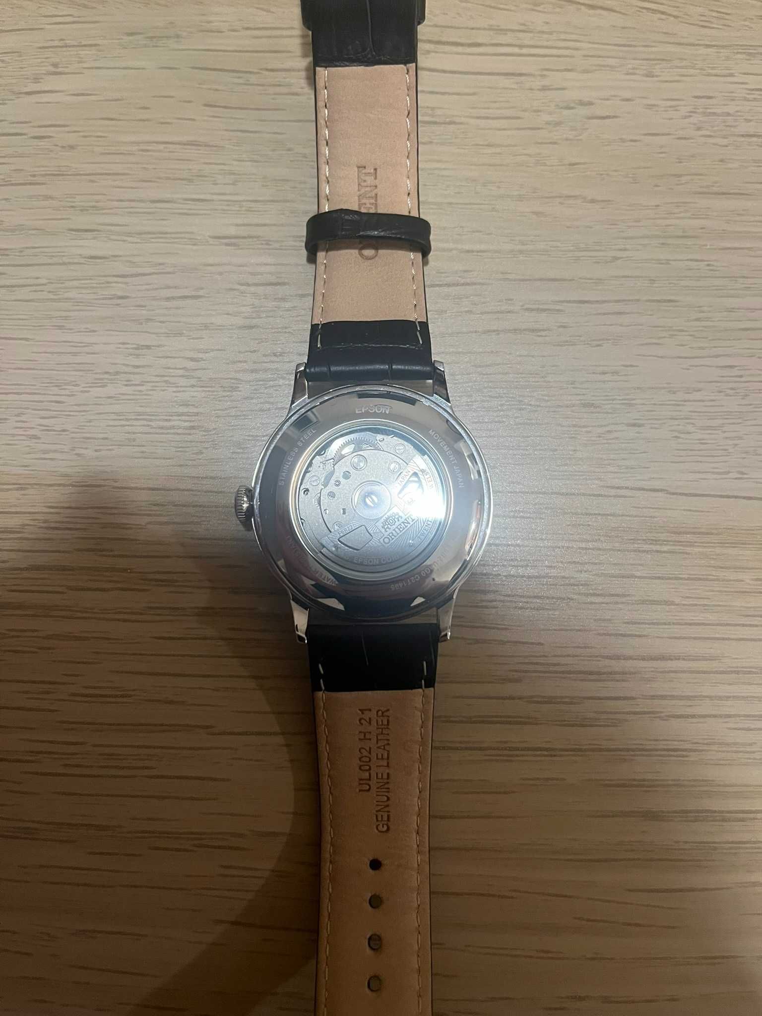 Часовник Orient Bambino