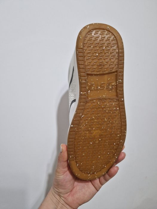 Adidasi noi dama, marimea 40,5