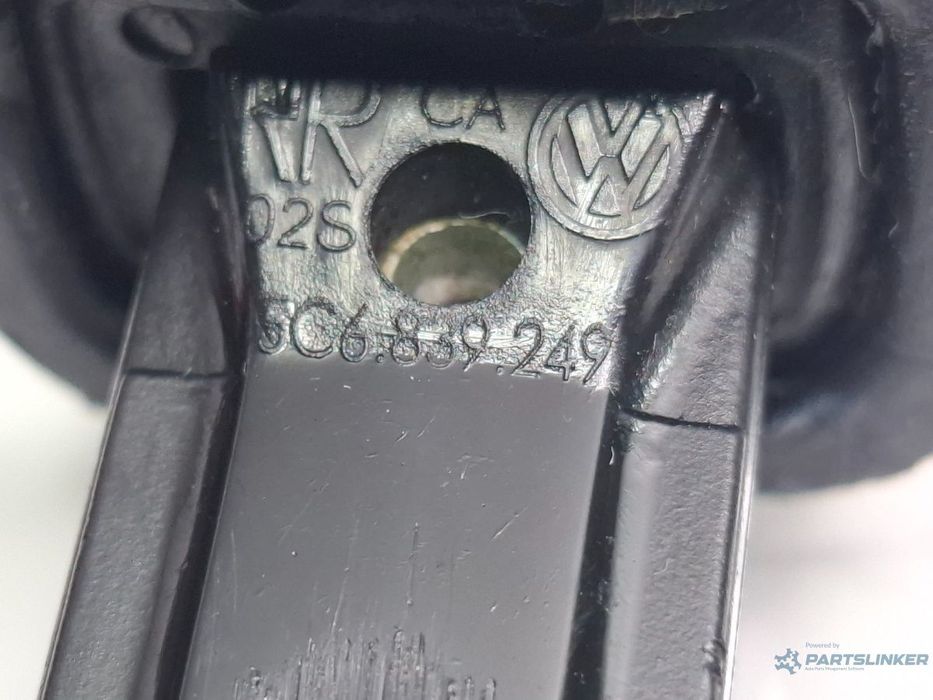 Opritor usa VOLKSWAGEN JETTA IV 162, 163, AV3, AV2 2012 1.6 TDI CAYC 77KW|105HP 2012