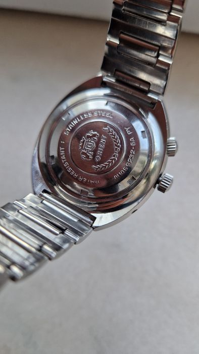 Orient automatic worlddiver calendar