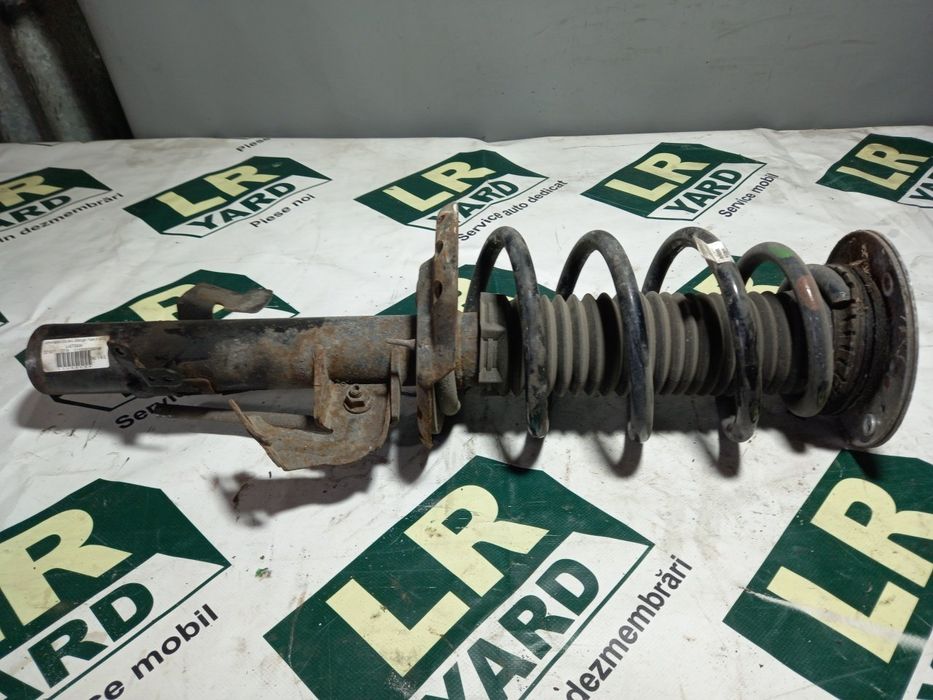 Amortizor cu arc stanga fata RANGE ROVER EVOQUE 2012-2018 LR070934