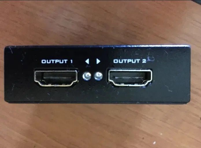 Splitter/distribuitor HDMI cu 1 intrare si 2 iesiri pe 4K,3D,2K,etc