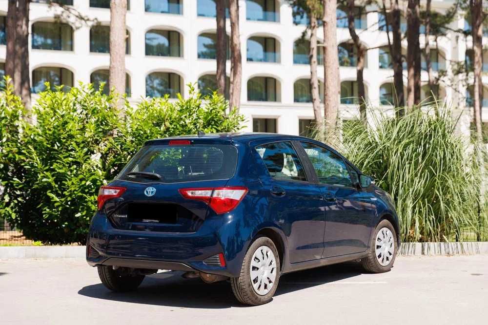 Toyota Yaris Hybrid | Rent A Car