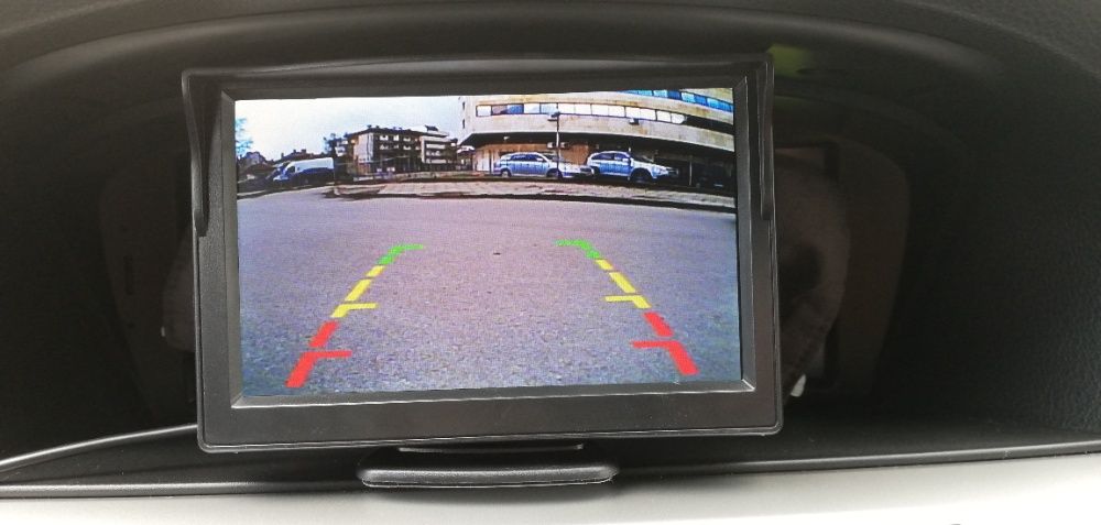 Универсална камера за задно виждане BMW Mercedes Toyota и др.
