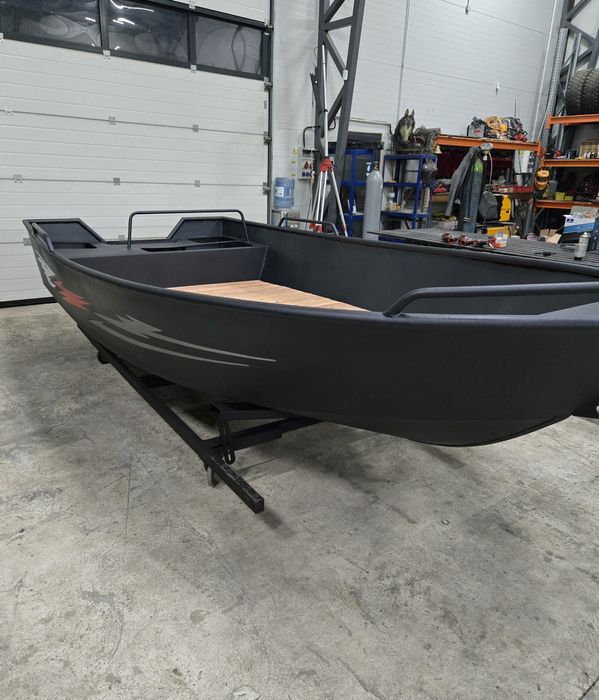 Barca aluminiu marca tabla