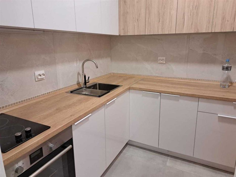 Дава се под наем Двустаен апартамент в Пловдив, Южен - 54 кв.м за 224.4 € - Снимка #1