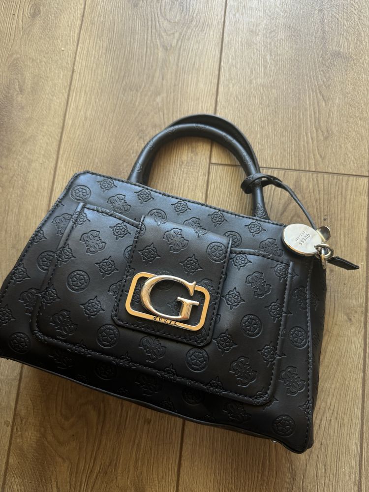 Guess, Liu jo, Love moschino (чанта)