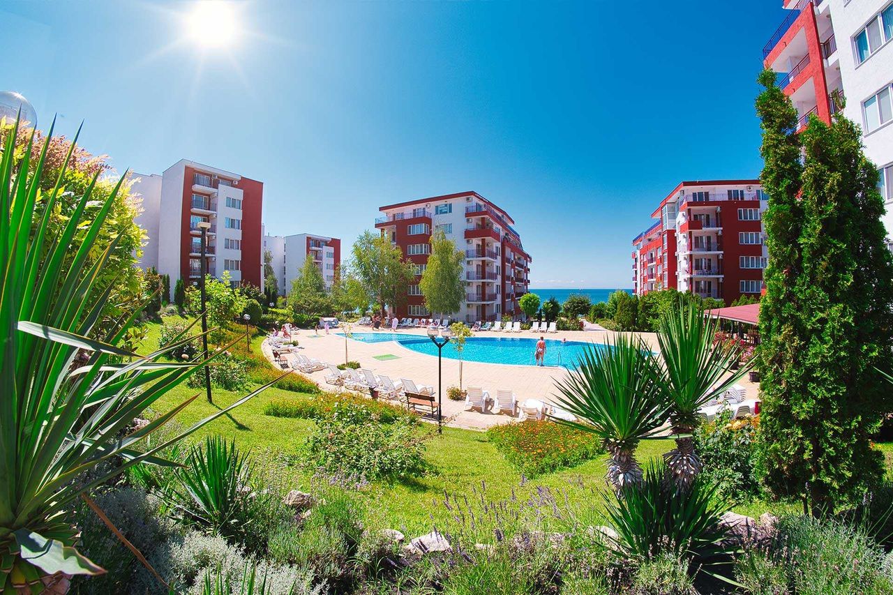 Продава се Едностаен апартамент в Свети Влас - 44 кв.м за 1550 €/кв.м - Снимка #16