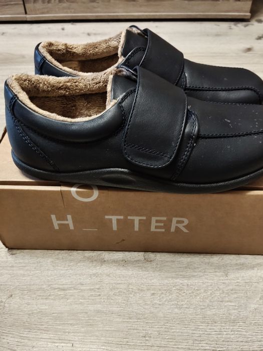 Нови мъжки обувки естествена кожа