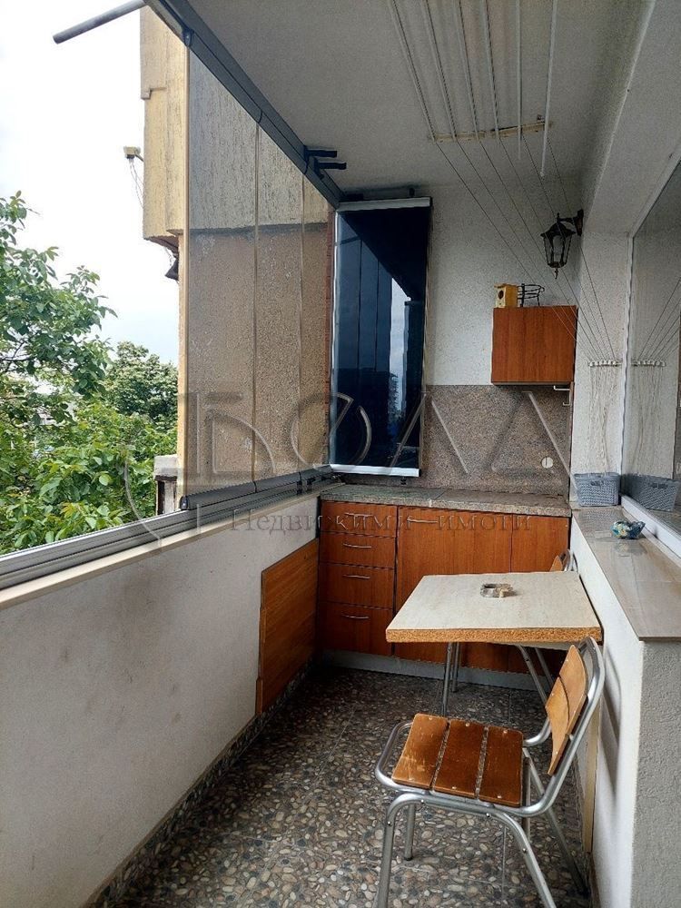 Продава се Тристаен апартамент в София, Люлин 3 - 88 кв.м за 2074 €/кв.м - Снимка #9