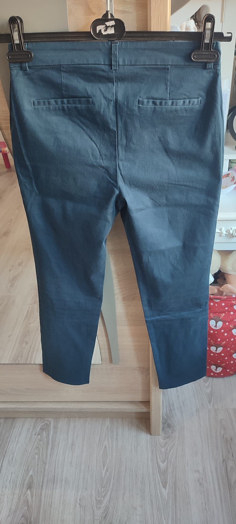 Pantaloni pentru damă