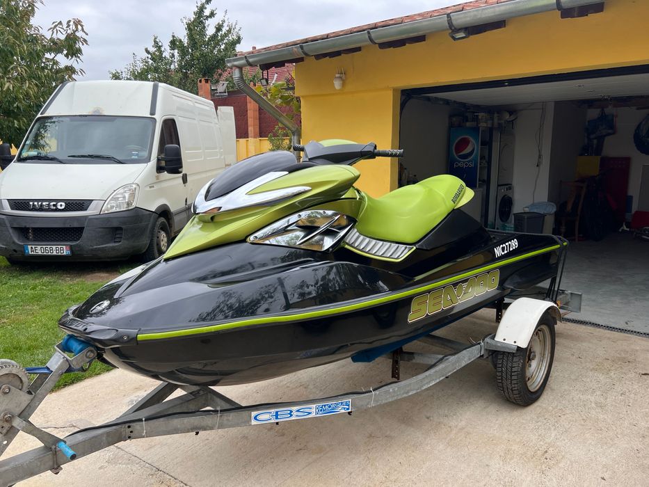 Jet ski seadoo rxp 215