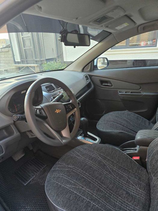 Срочно продаю Кобольт 2024 г. метан-4, белый каробка автомат