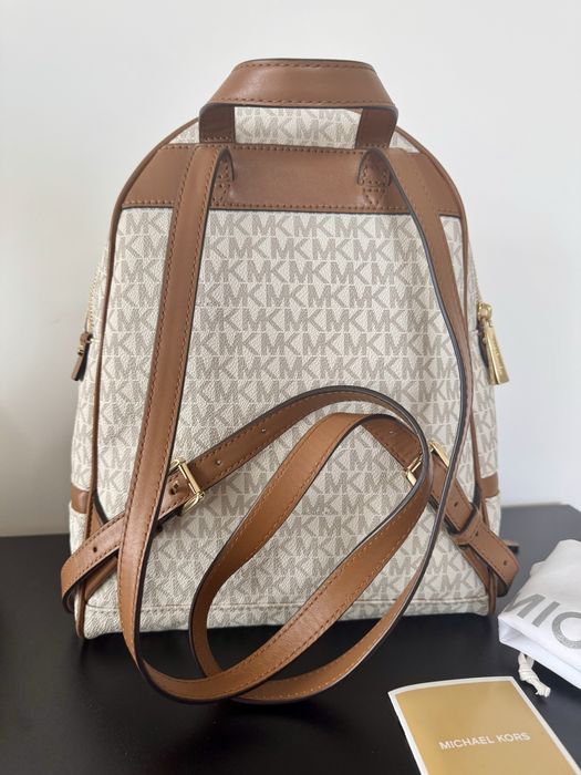 Оригинална раница Michael Kors Rhea Medium Logo