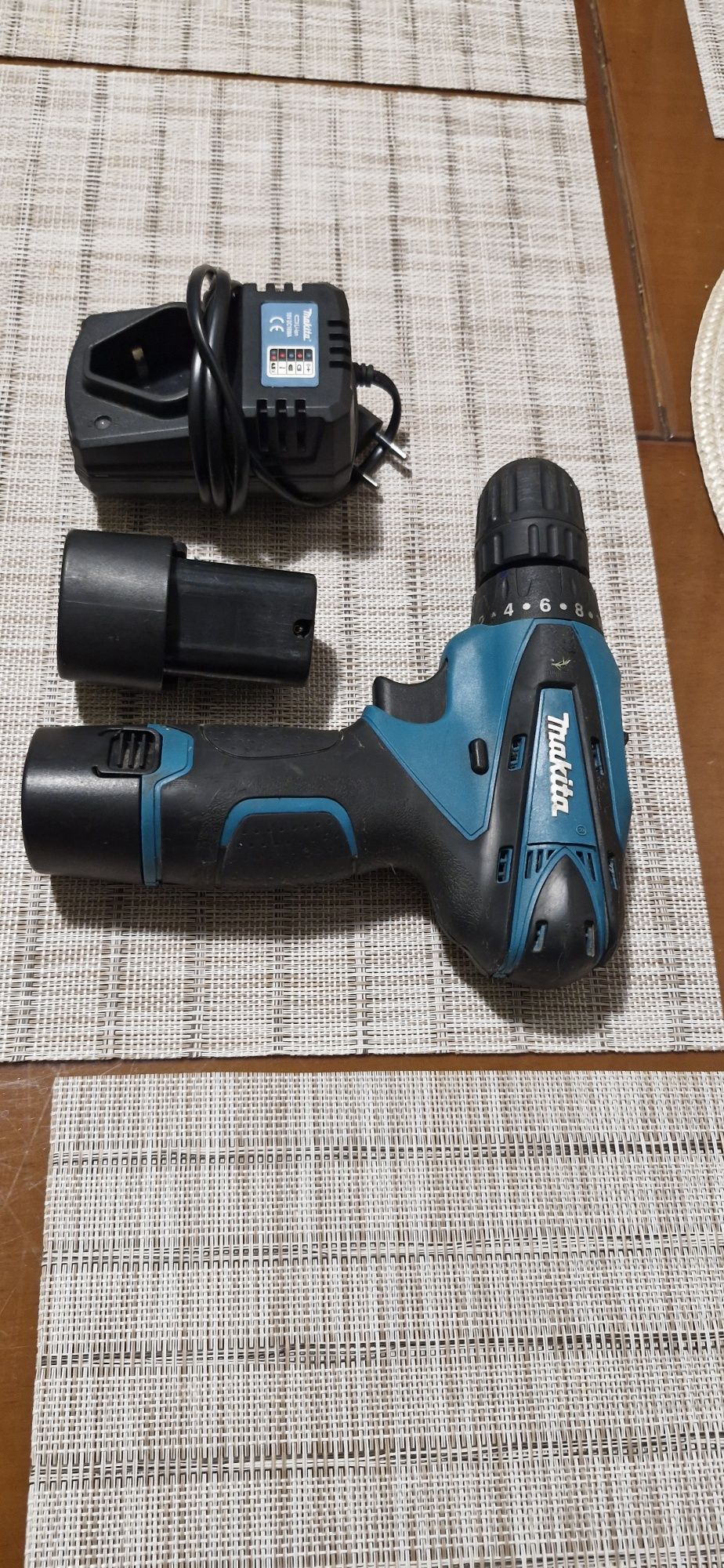 Продавам винтоверт Makita,18v.