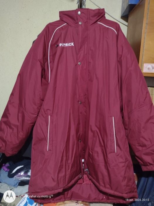 Vând pantaloni bărbați