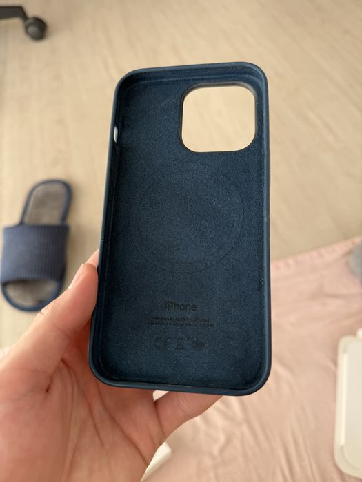 Оригинальный чехол на Iphone 13PRO. Новый