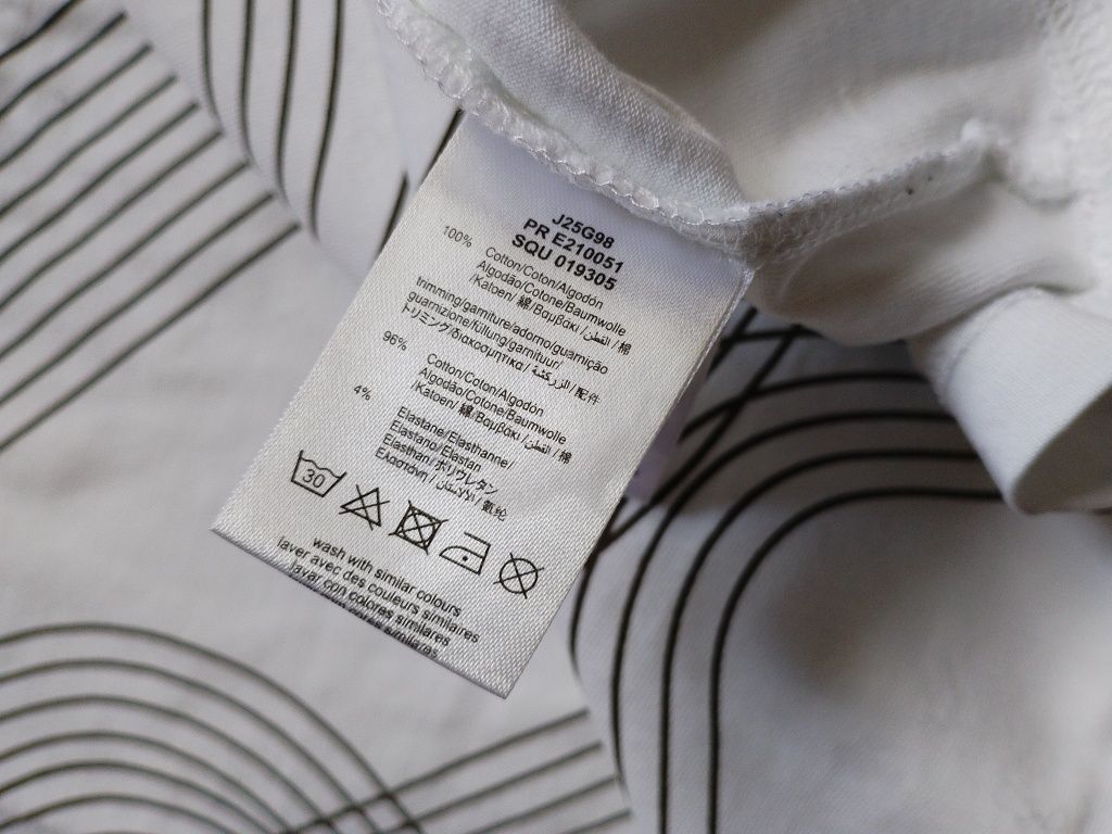 Hugo Boss -16г. М -младежка тениска