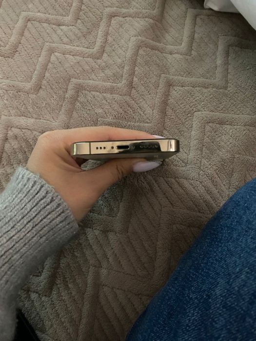 Продаётся IPhone 14 pro